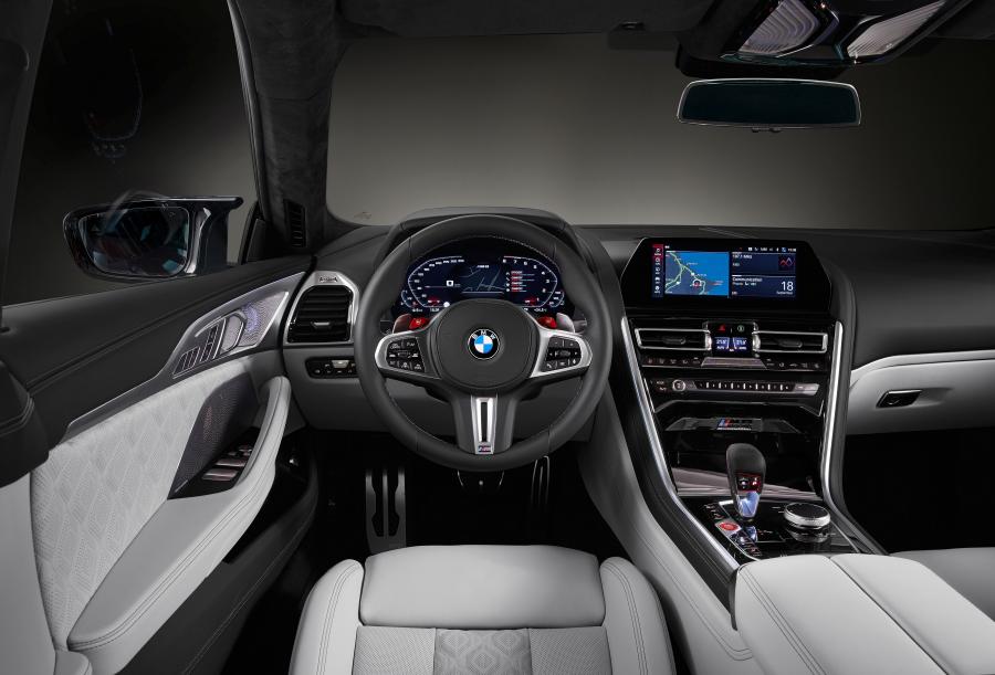 Торпедо BMW M8 Competition Gran Coupe (F93) 2019 года  (WW) (фото 108 из 139)